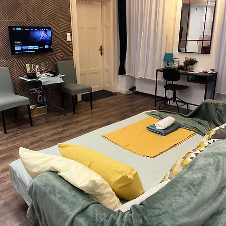Center Astoria Air Conditioning Apartamento *