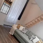 Center Astoria Apartment *