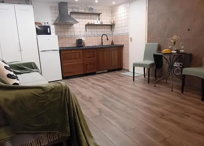 Апартаменты Center Astoria *